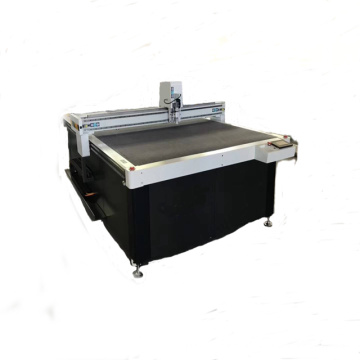 CNC oscillating cutting machine